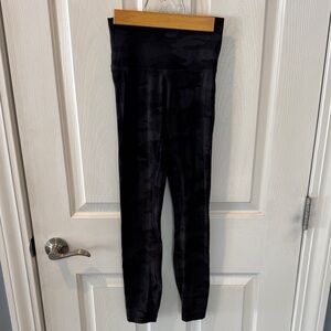 Black Camouflage Lululemon Leggings